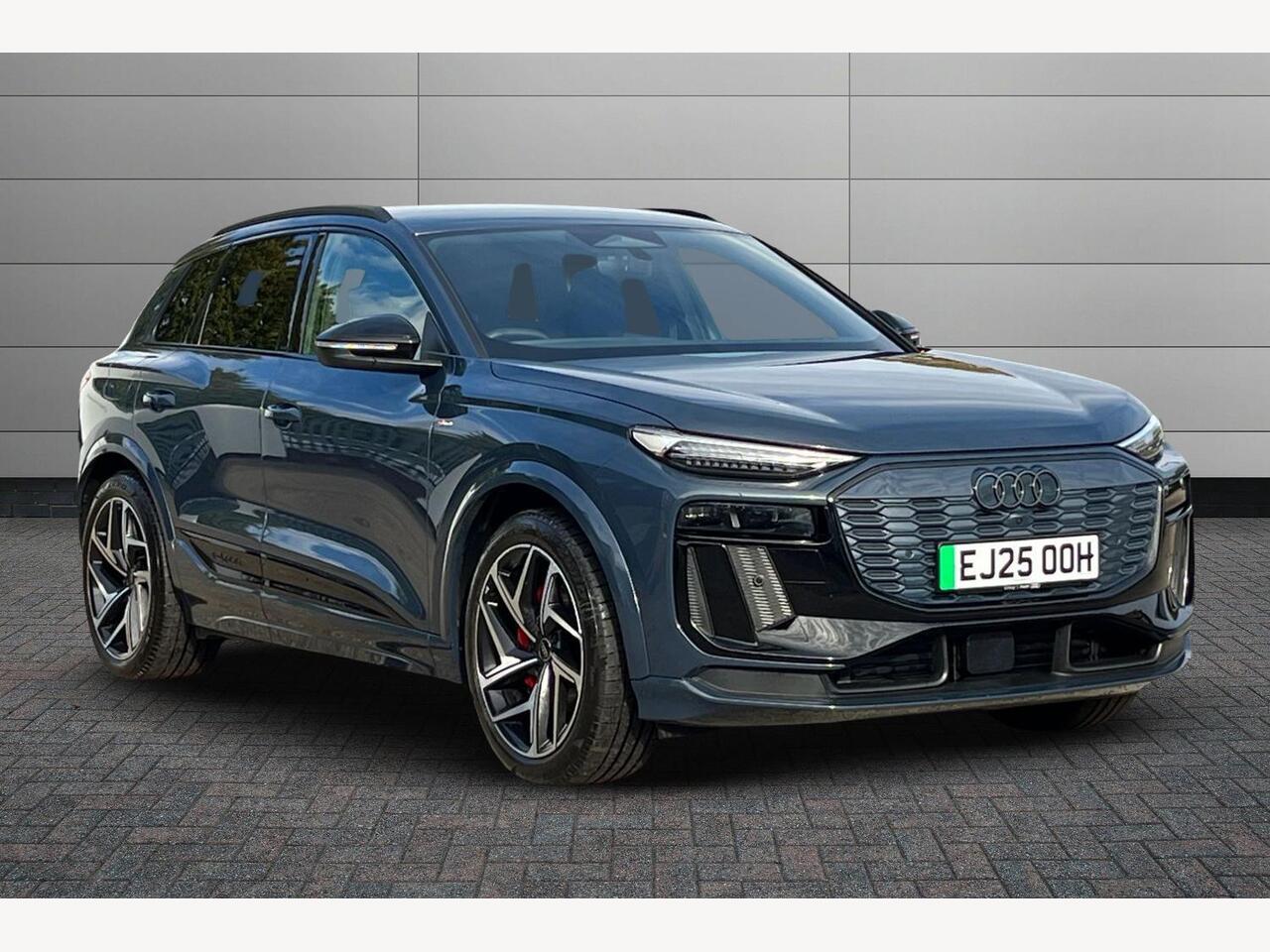 Main listing image - Audi Q6 e-tron
