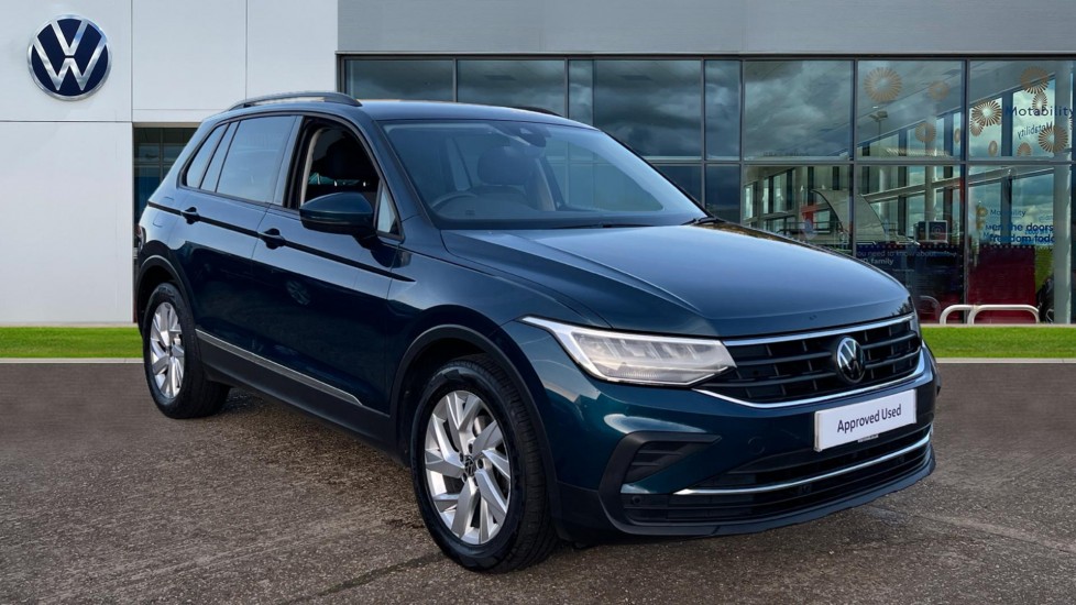 Main listing image - Volkswagen Tiguan