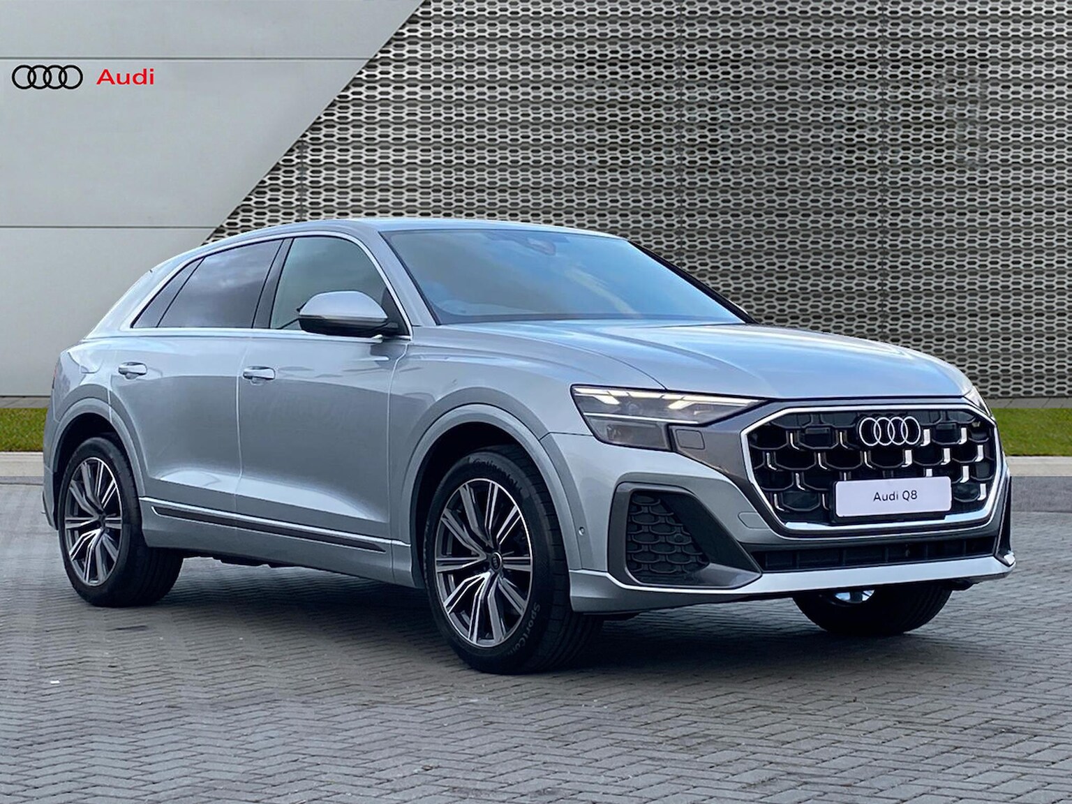 Main listing image - Audi Q8