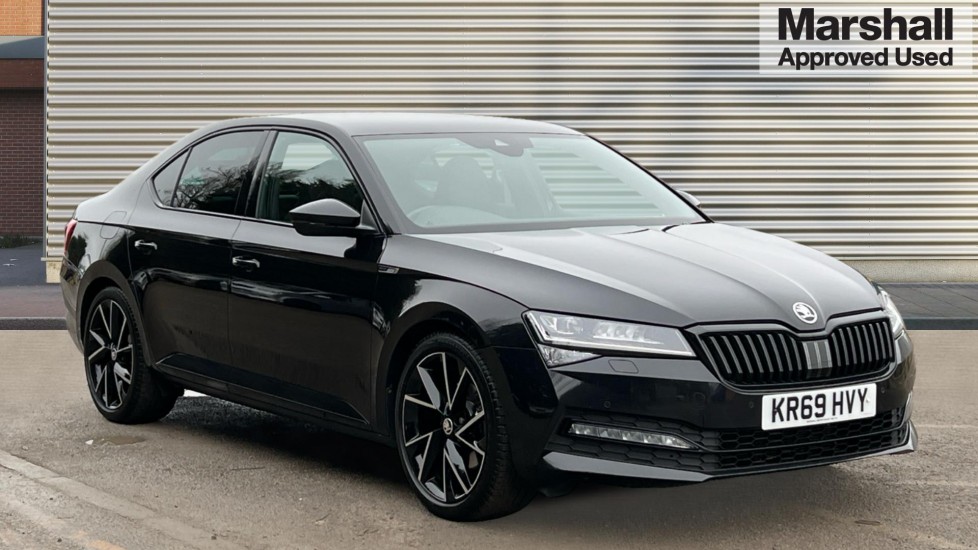 Main listing image - Skoda Superb