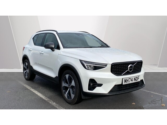 Main listing image - Volvo XC40