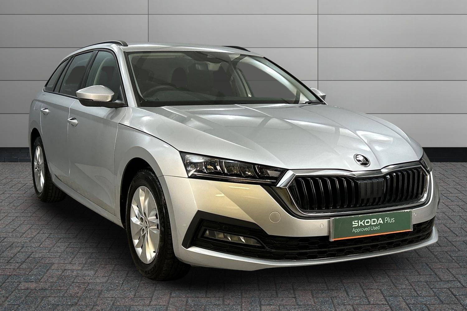 Main listing image - Skoda Octavia Estate
