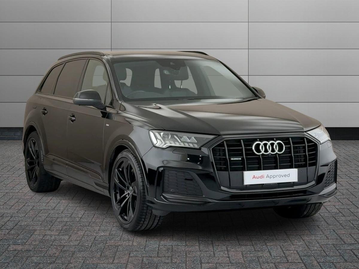 Main listing image - Audi Q7