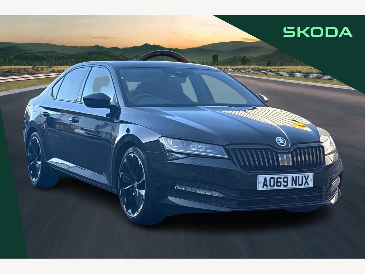 Main listing image - Skoda Superb