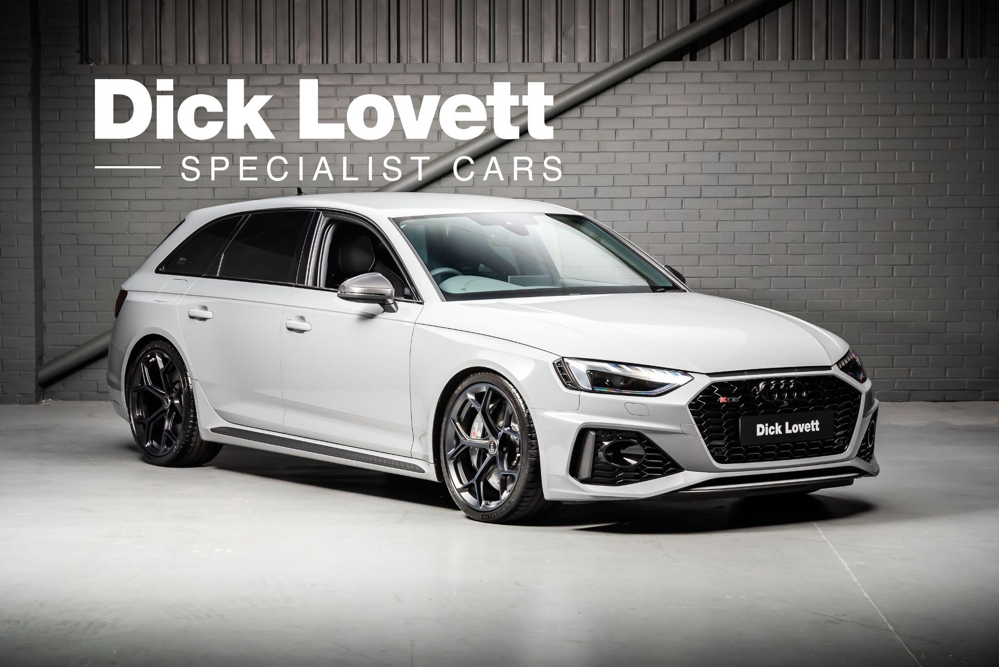 Main listing image - Audi RS4