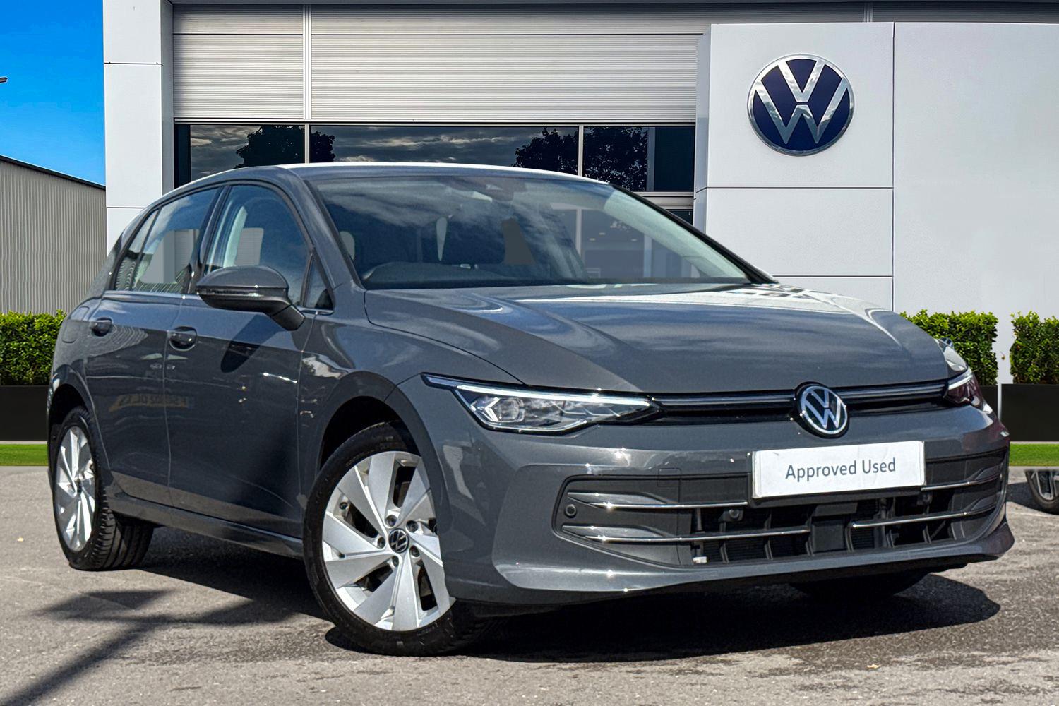 Main listing image - Volkswagen Golf