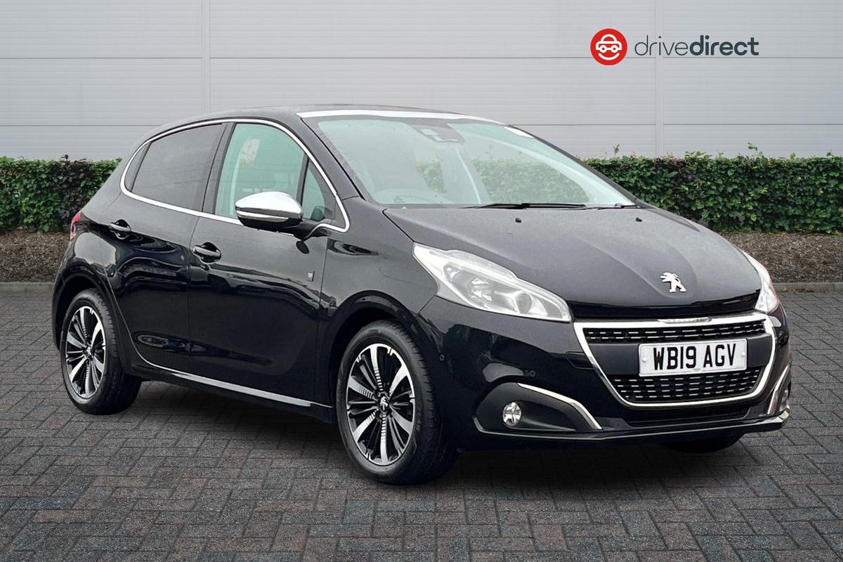 Main listing image - Peugeot 208