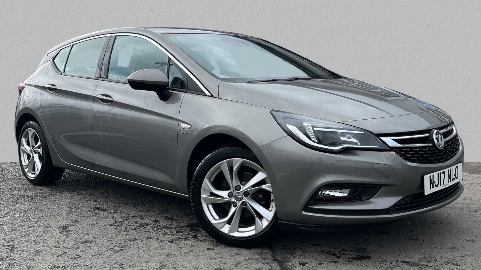 Main listing image - Vauxhall Astra