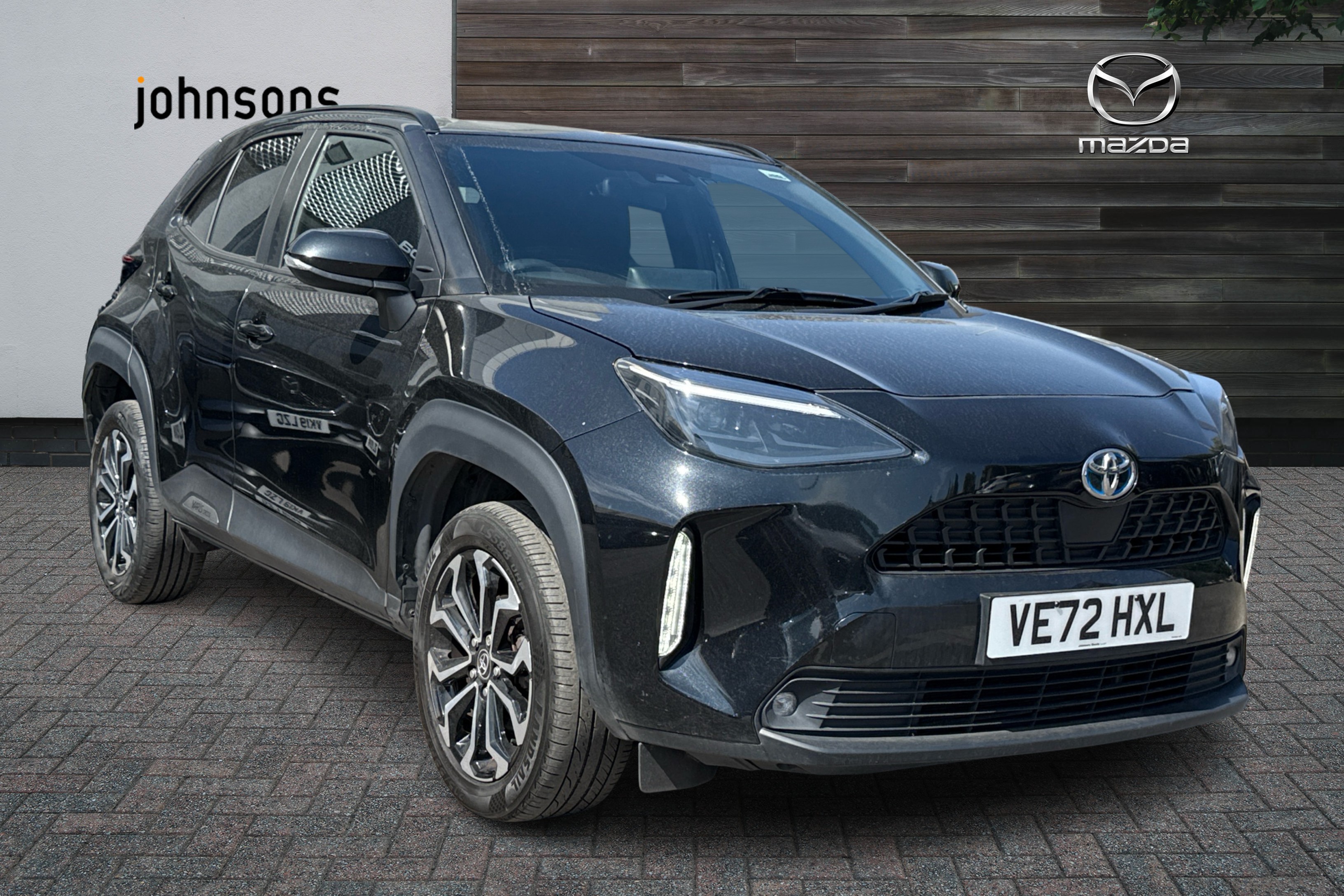 Main listing image - Toyota Yaris Cross
