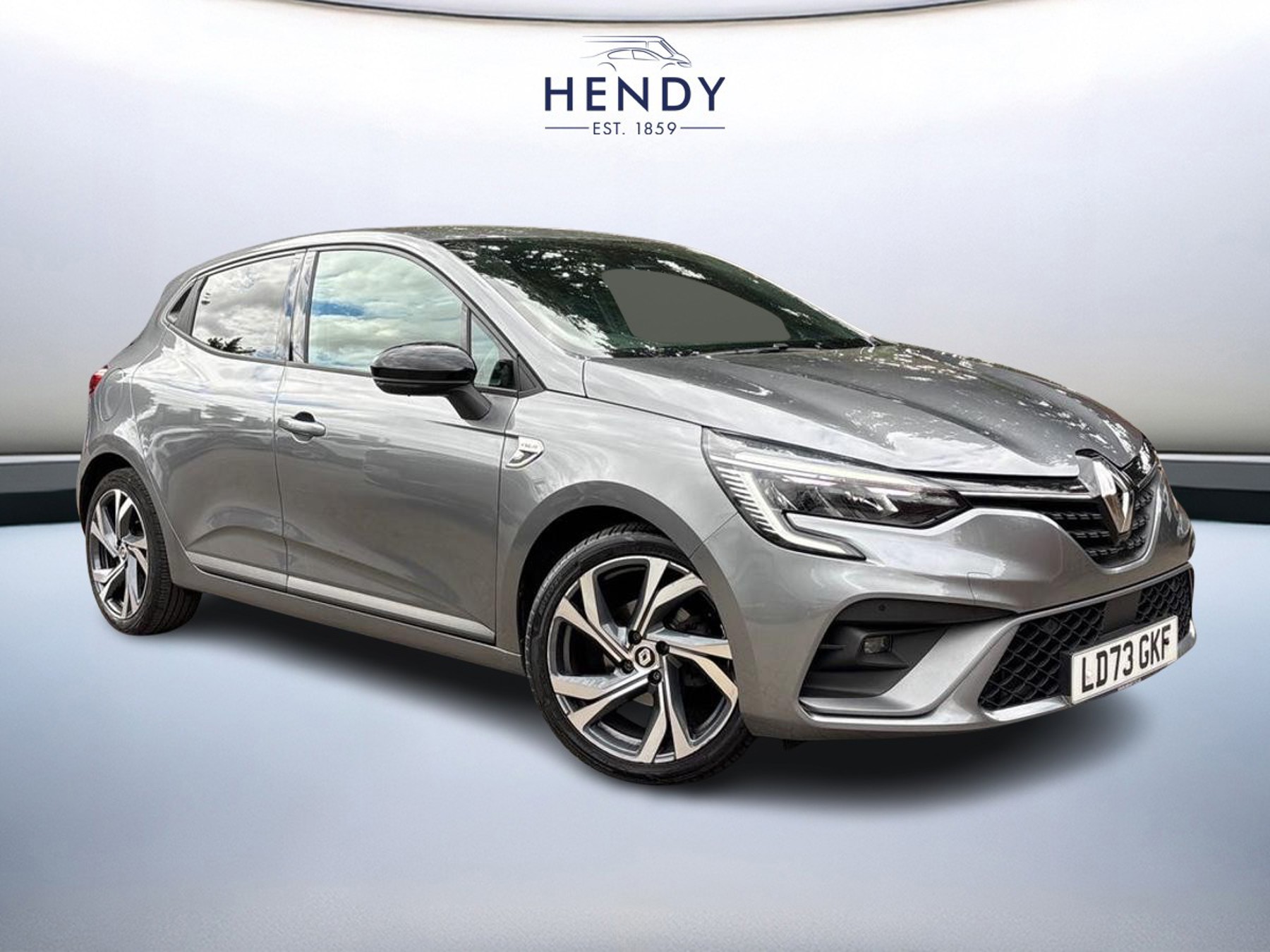 Main listing image - Renault Clio