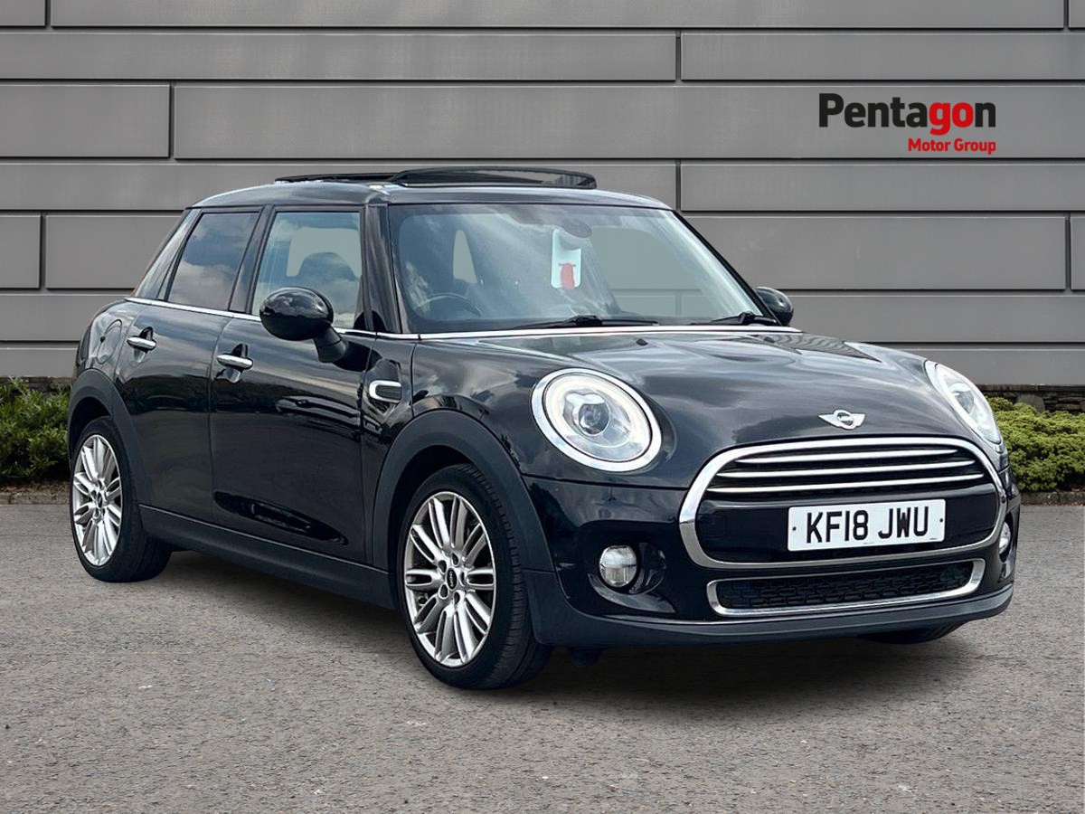 Main listing image - MINI Hatchback 5dr