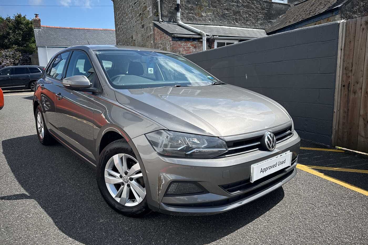 Main listing image - Volkswagen Polo