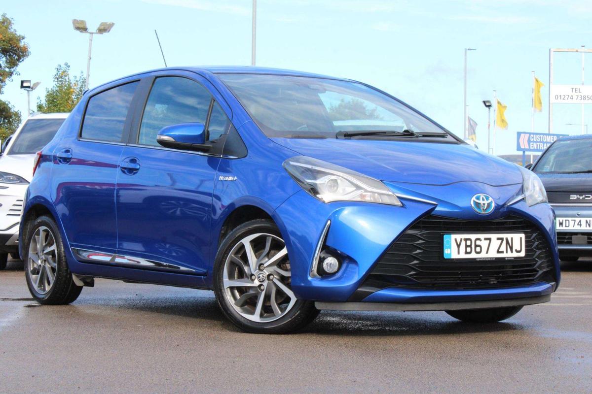 Main listing image - Toyota Yaris