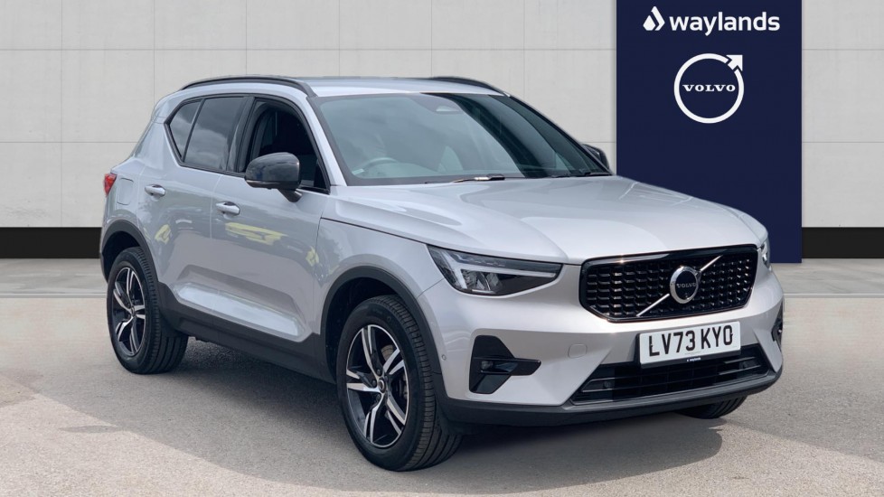 Main listing image - Volvo XC40