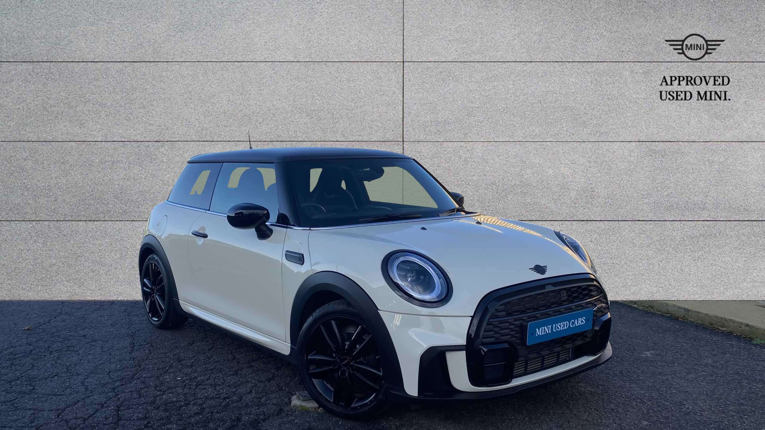 Main listing image - MINI Hatchback