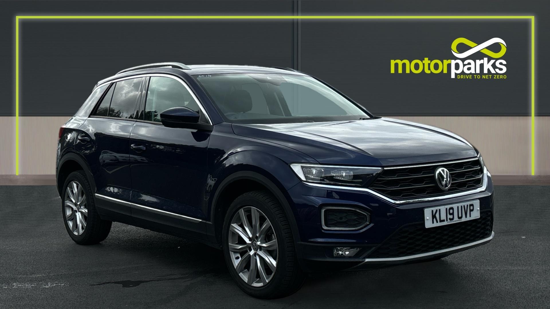 Main listing image - Volkswagen T-Roc