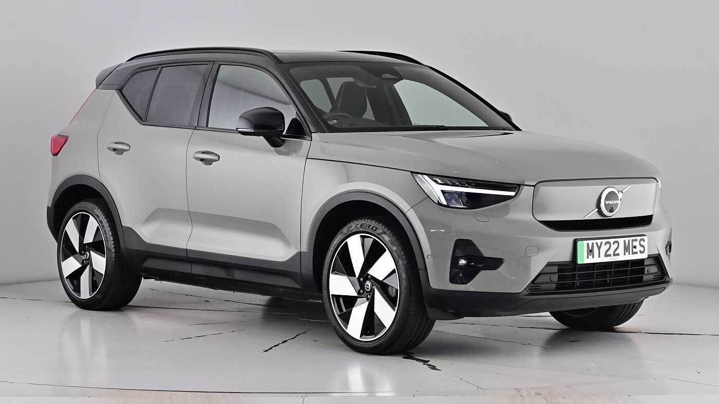 Main listing image - Volvo XC40 Recharge
