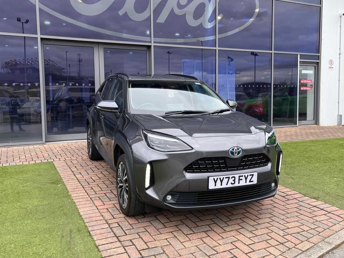 Main listing image - Toyota Yaris Cross