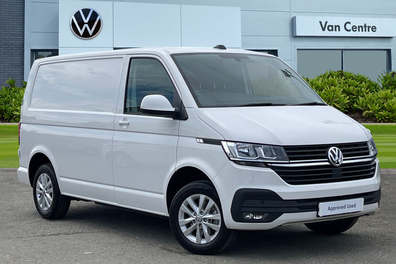 Main listing image - Volkswagen Transporter