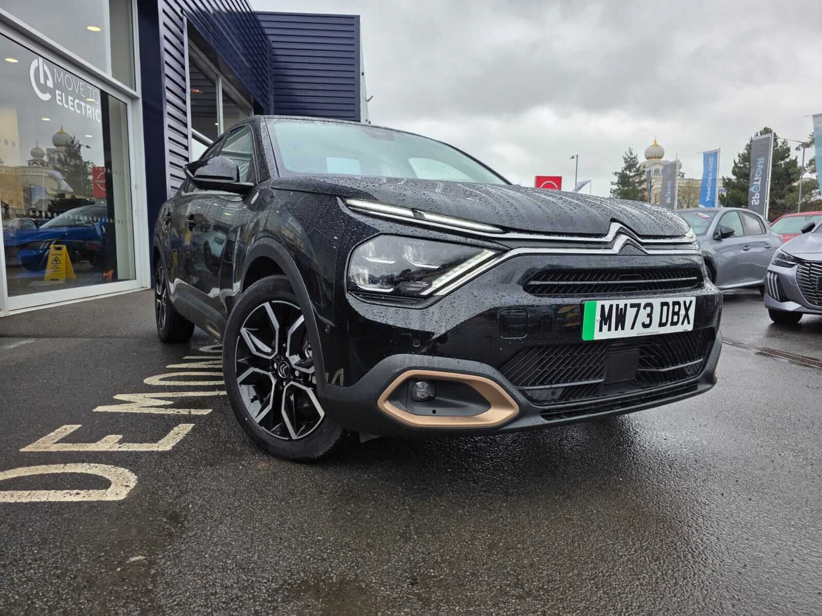 Main listing image - Citroen C4