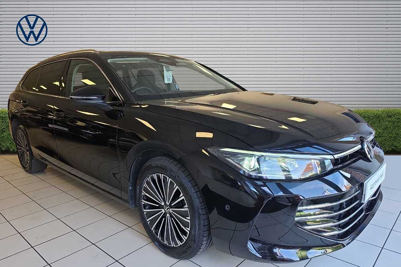 Main listing image - Volkswagen Passat