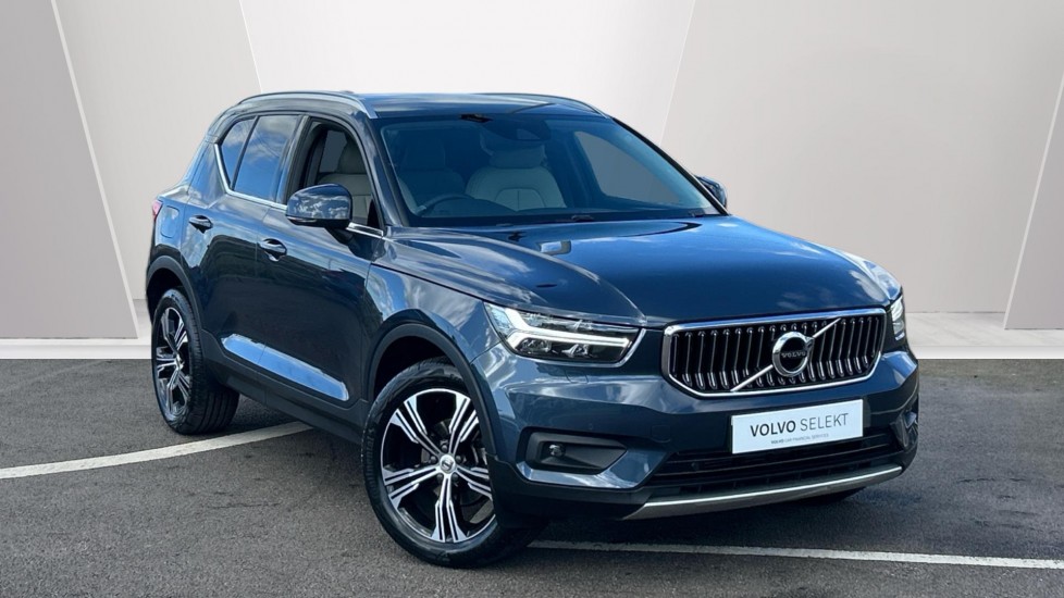 Main listing image - Volvo XC40