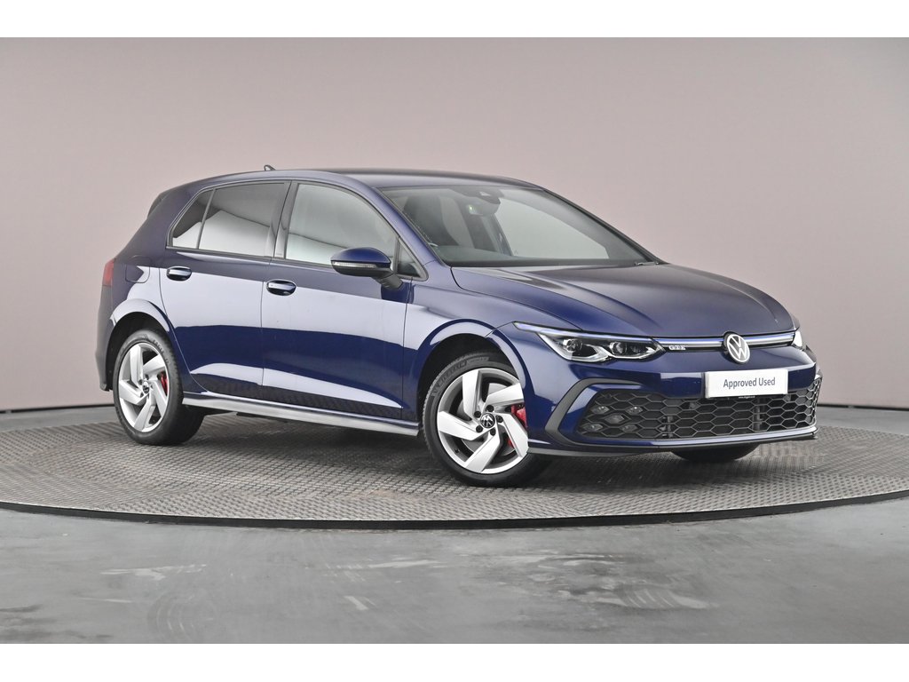 Main listing image - Volkswagen Golf GTE