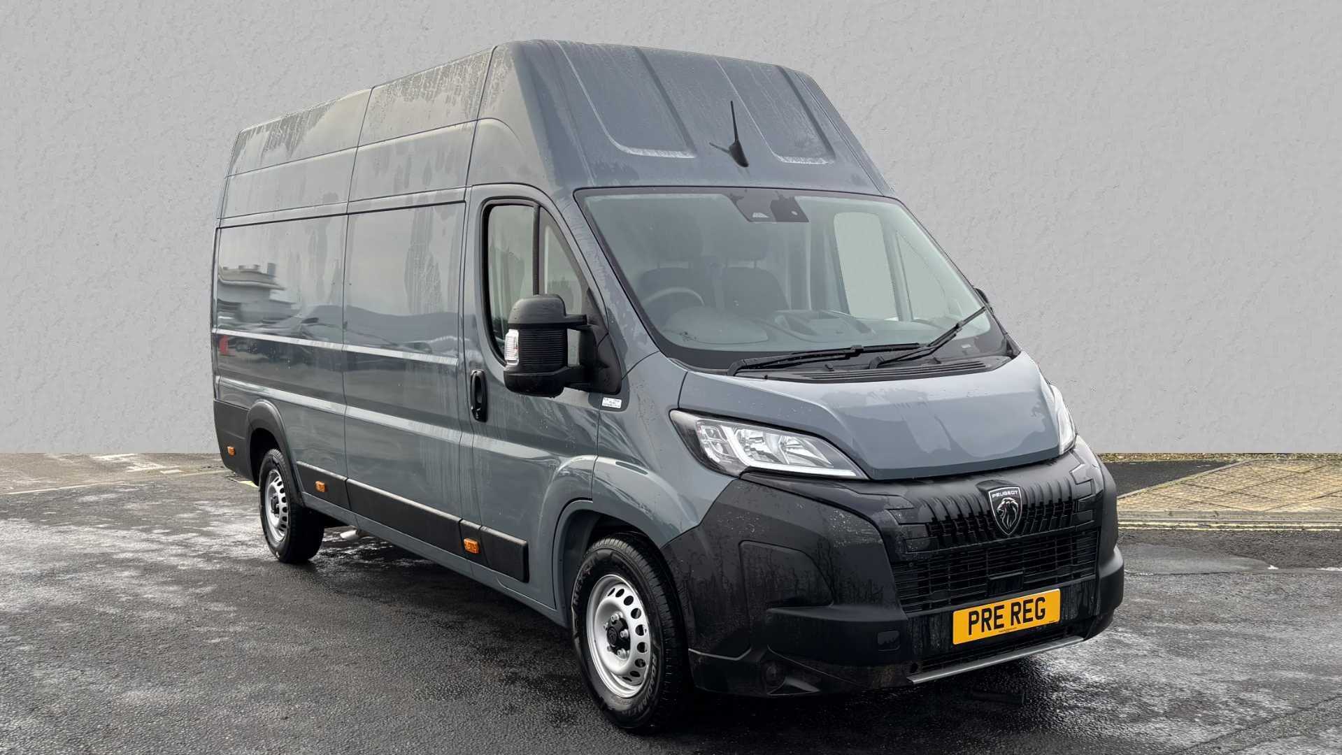 Main listing image - Peugeot Boxer