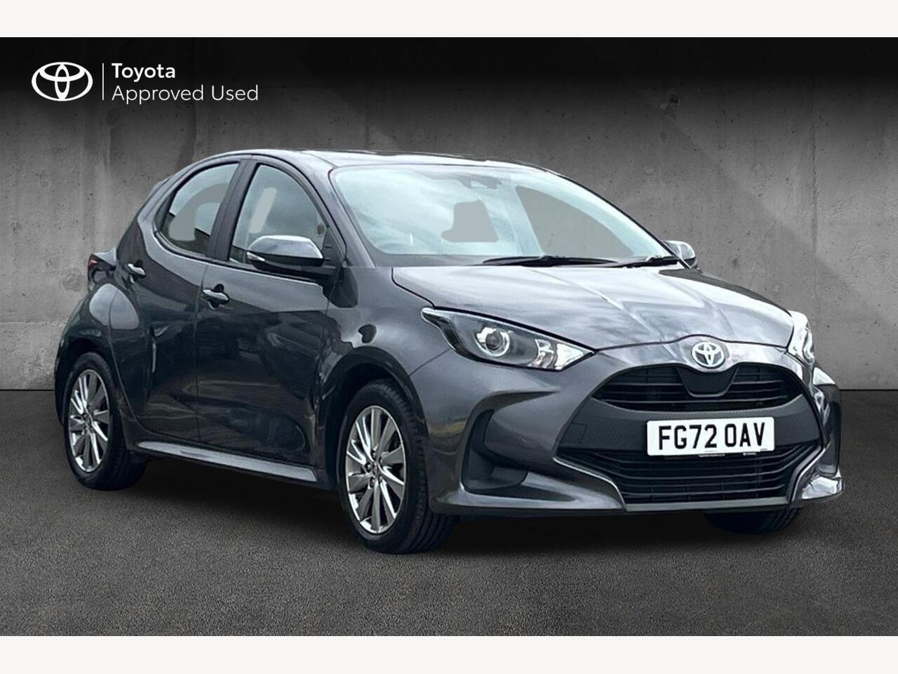 Main listing image - Toyota Yaris