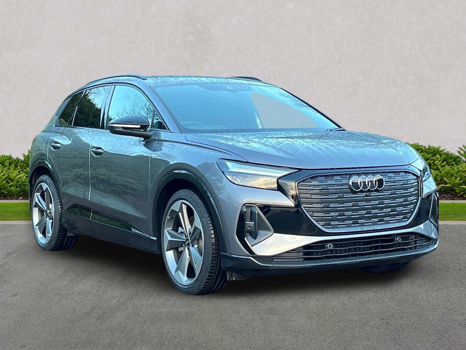 Main listing image - Audi Q4