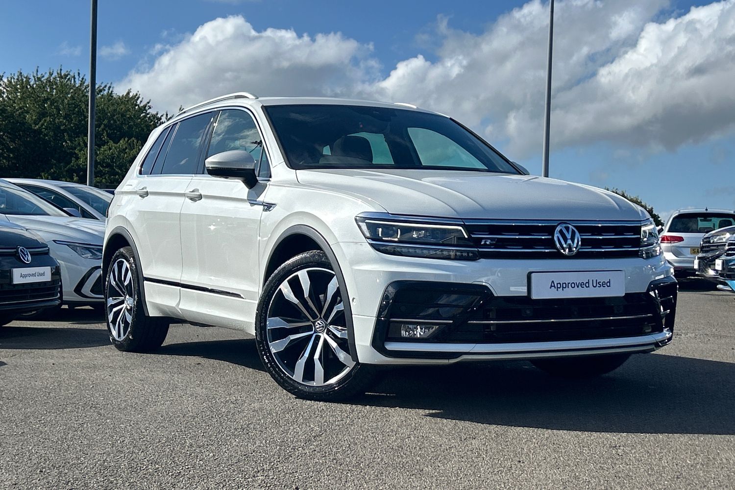 Main listing image - Volkswagen Tiguan