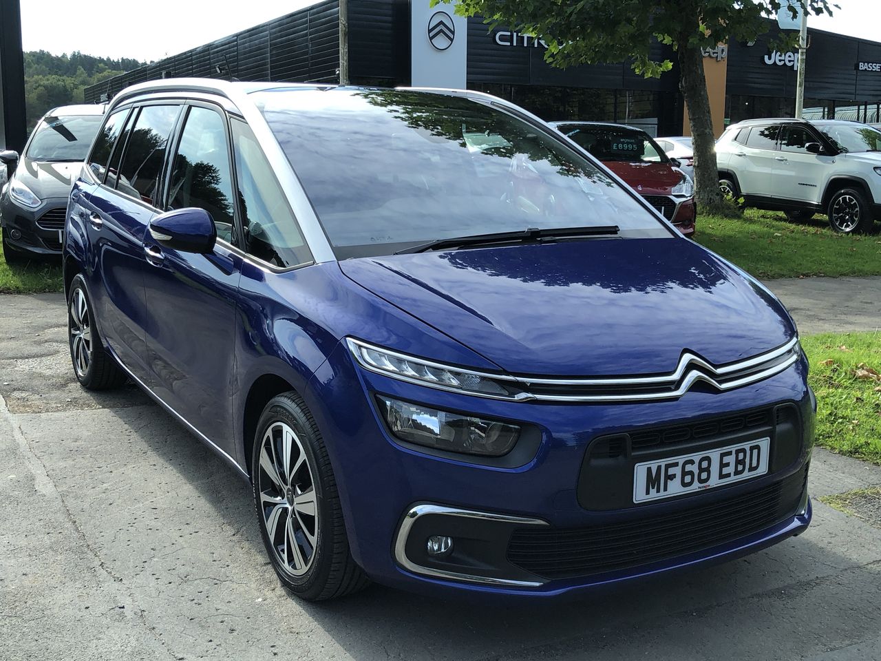 Main listing image - Citroen Grand C4 SpaceTourer