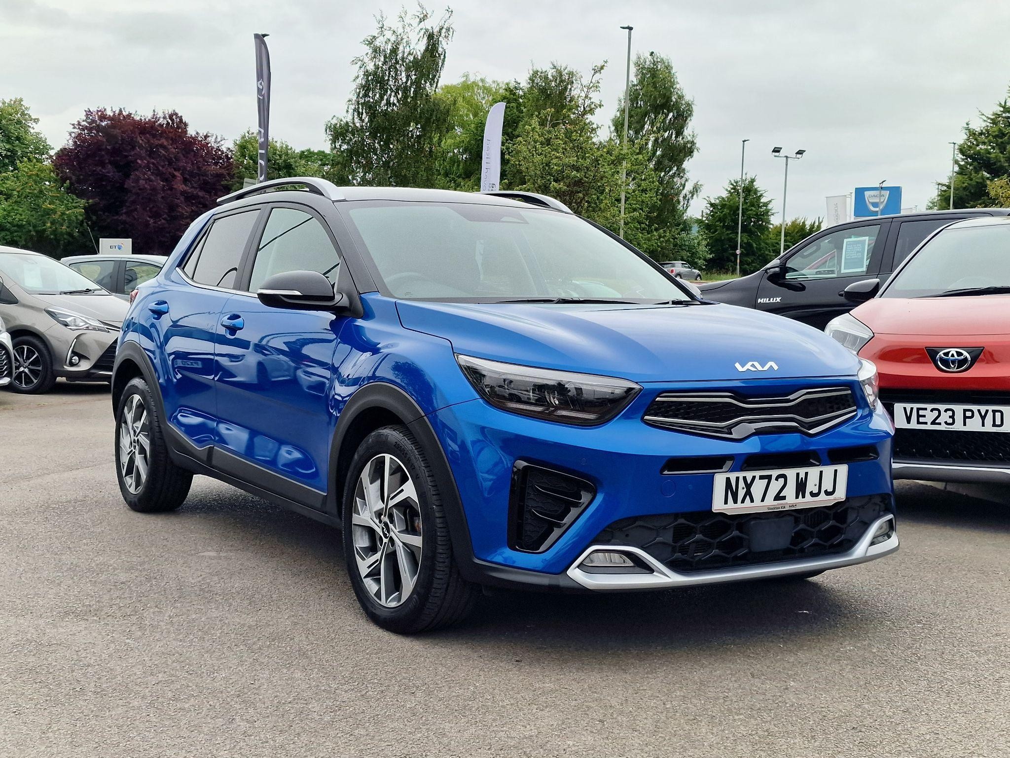 Main listing image - Kia Stonic