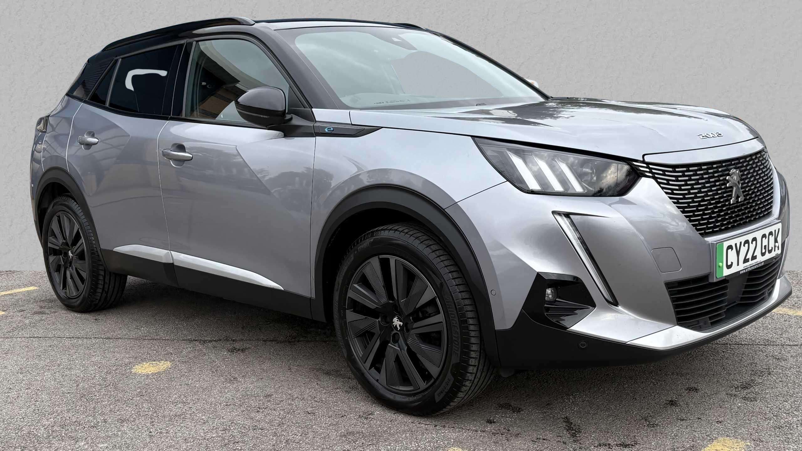 Main listing image - Peugeot e-2008