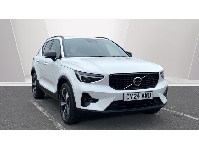 Main listing image - Volvo XC40