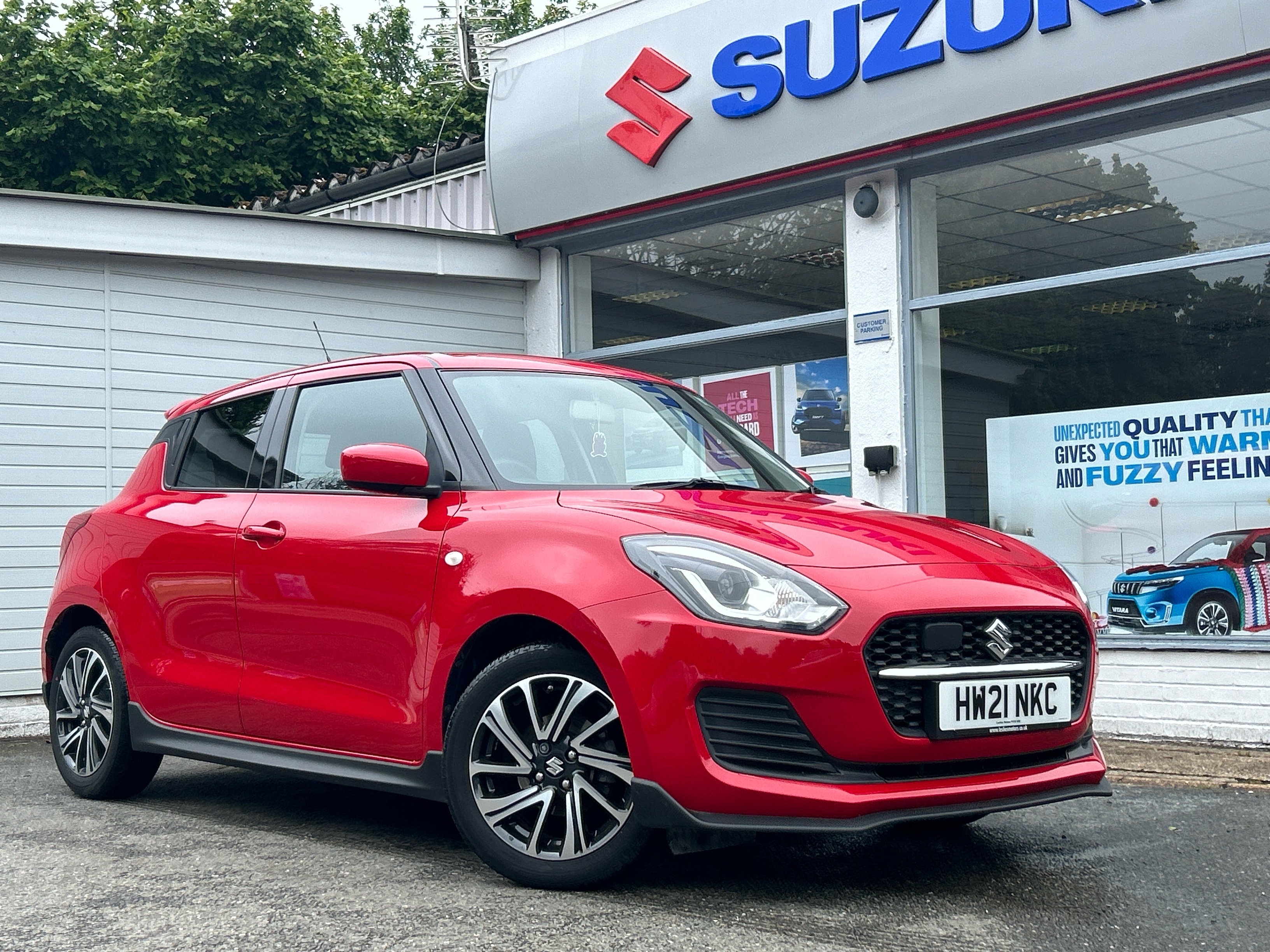 Main listing image - Suzuki Swift