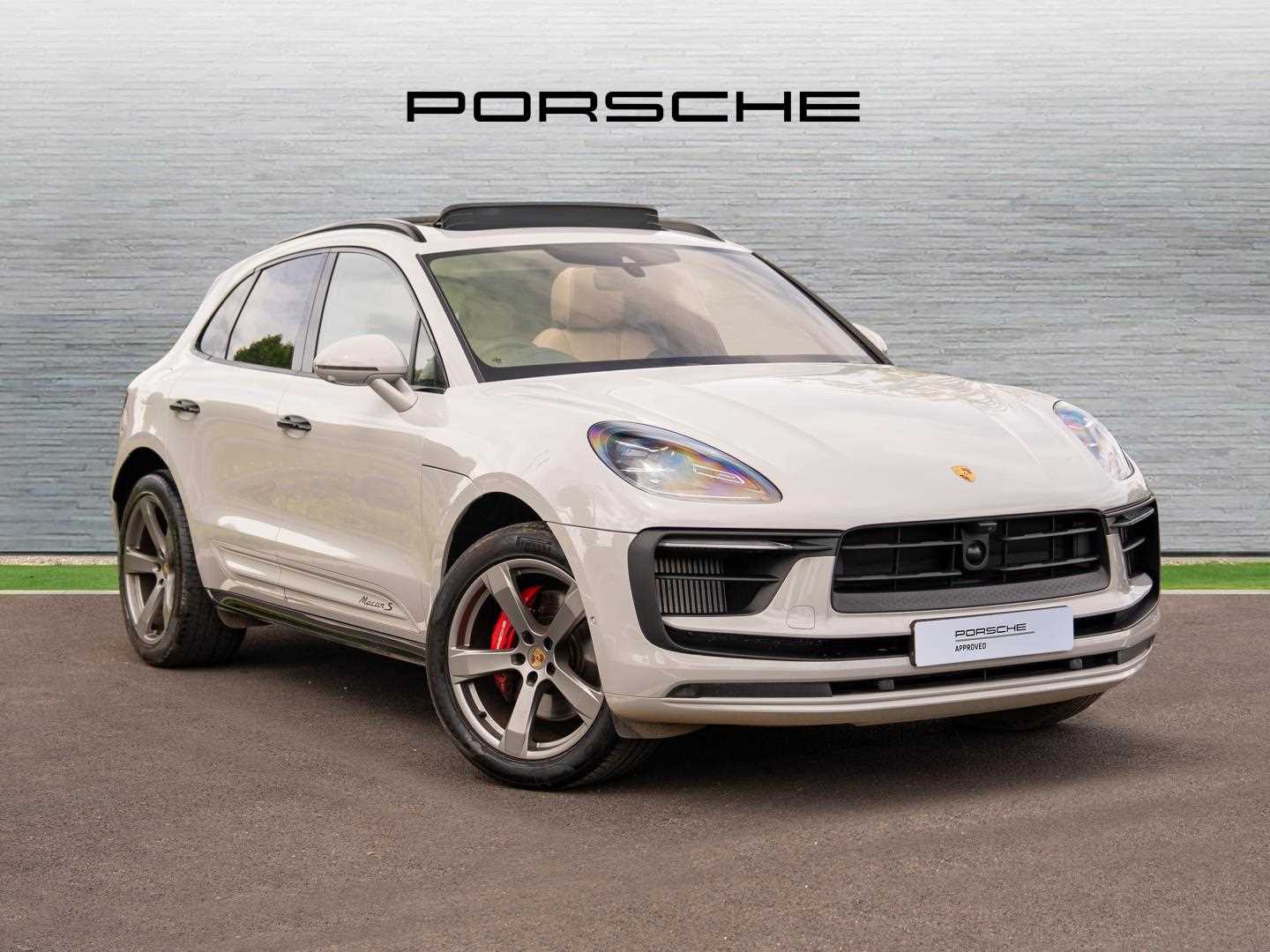 Main listing image - Porsche Macan