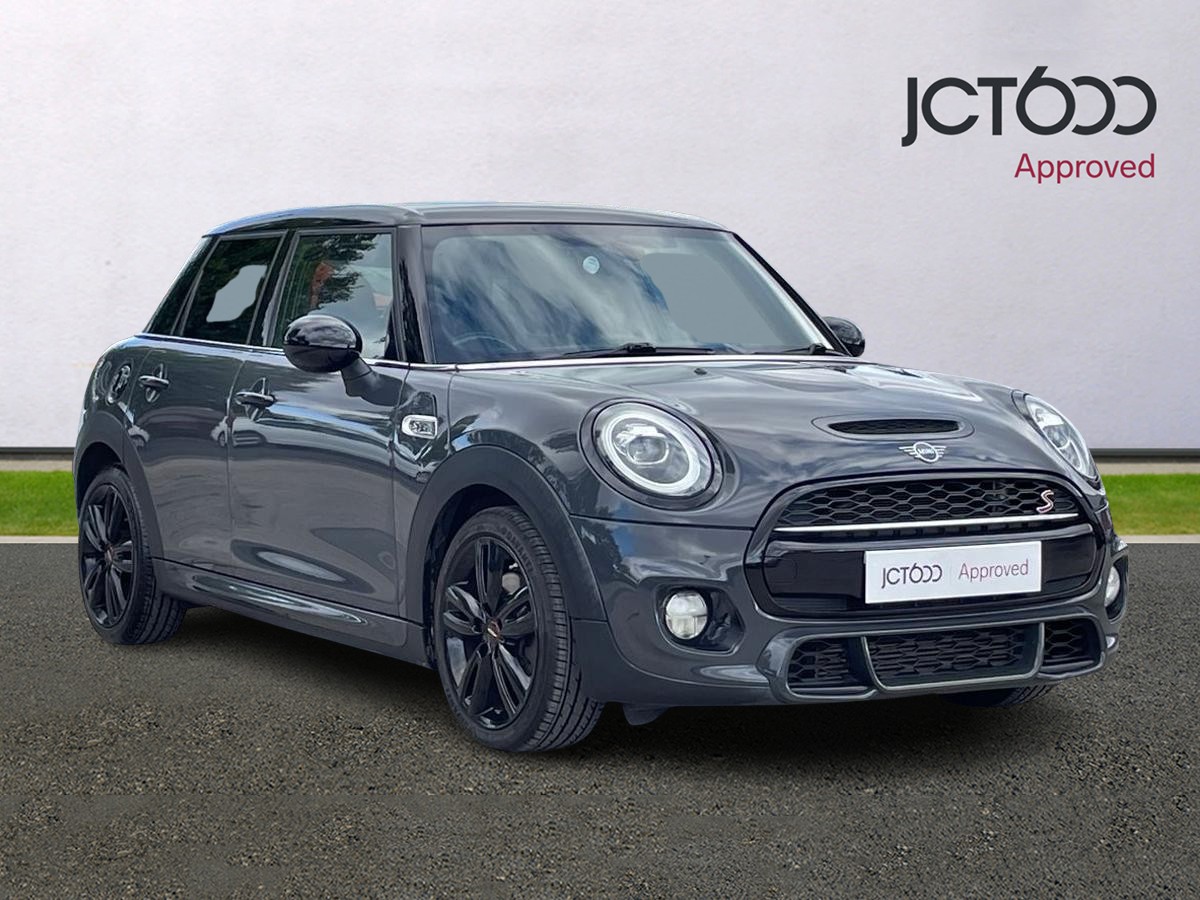 Main listing image - MINI Hatchback