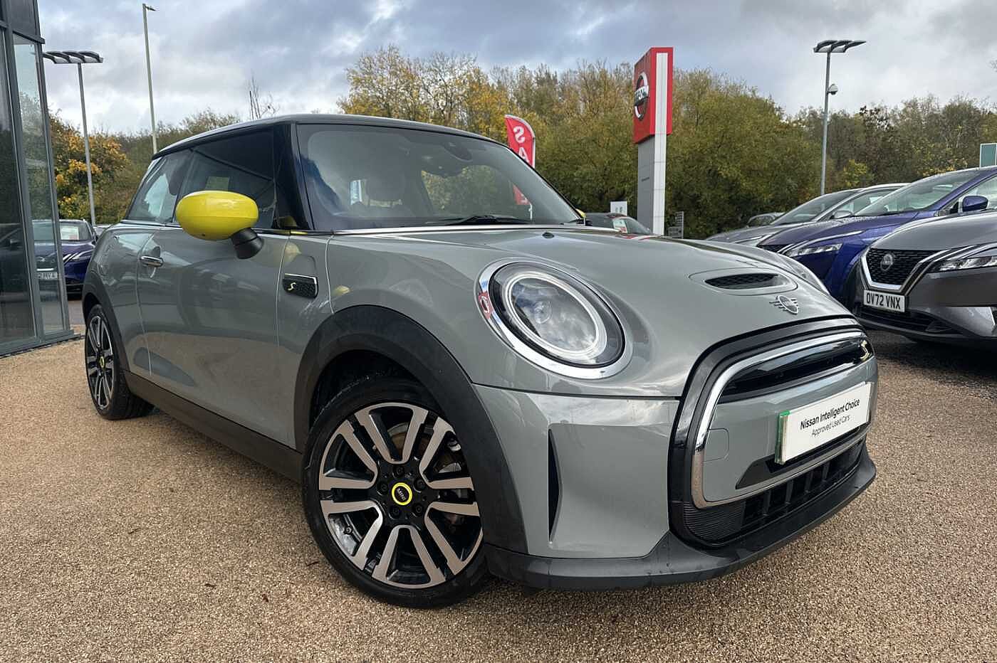 Main listing image - MINI Electric