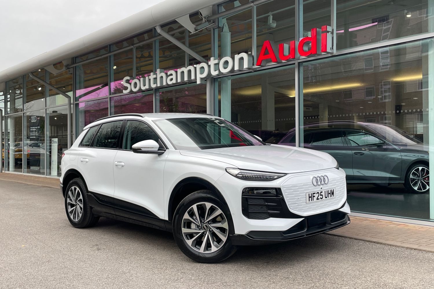 Main listing image - Audi Q6 E Tron