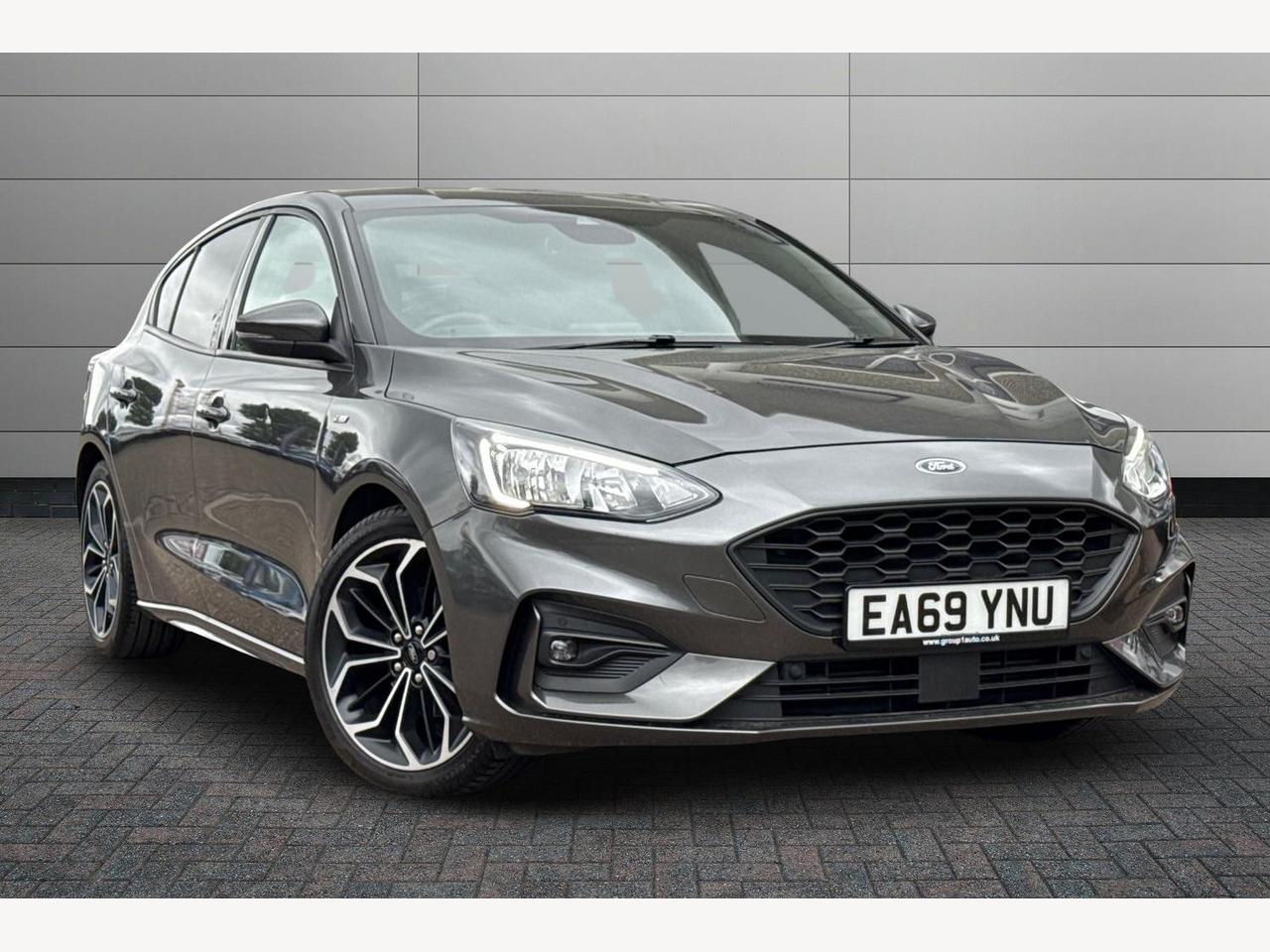 Main listing image - Ford Focus