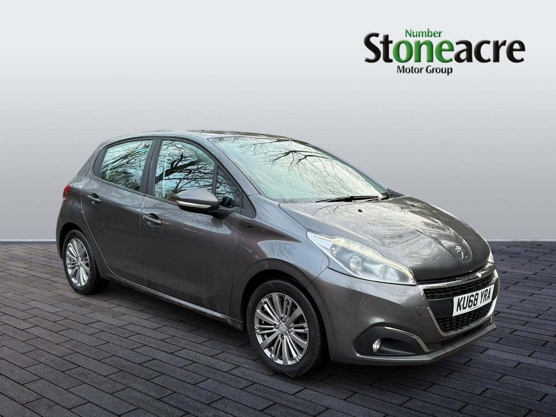 Main listing image - Peugeot 208