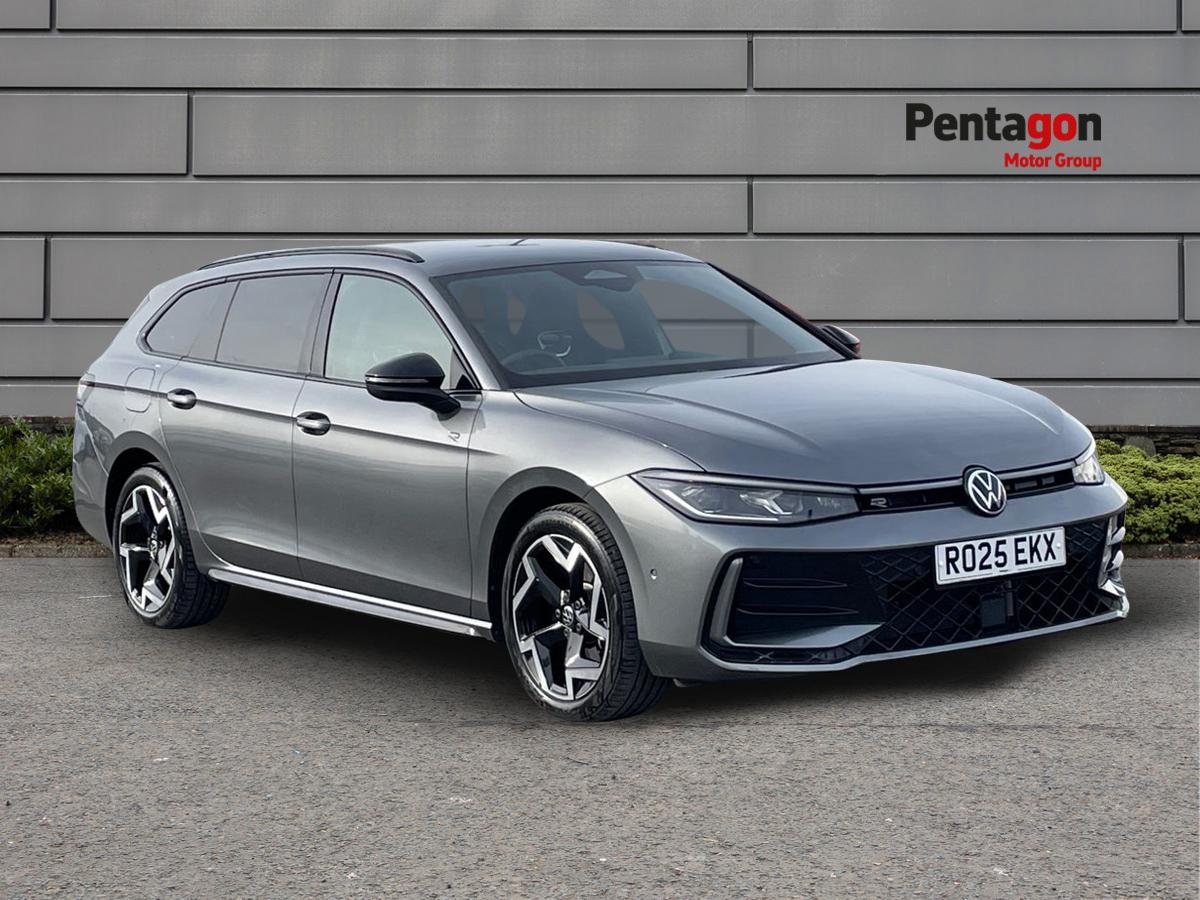 Main listing image - Volkswagen Passat Estate