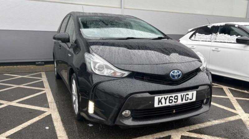 Main listing image - Toyota Prius+