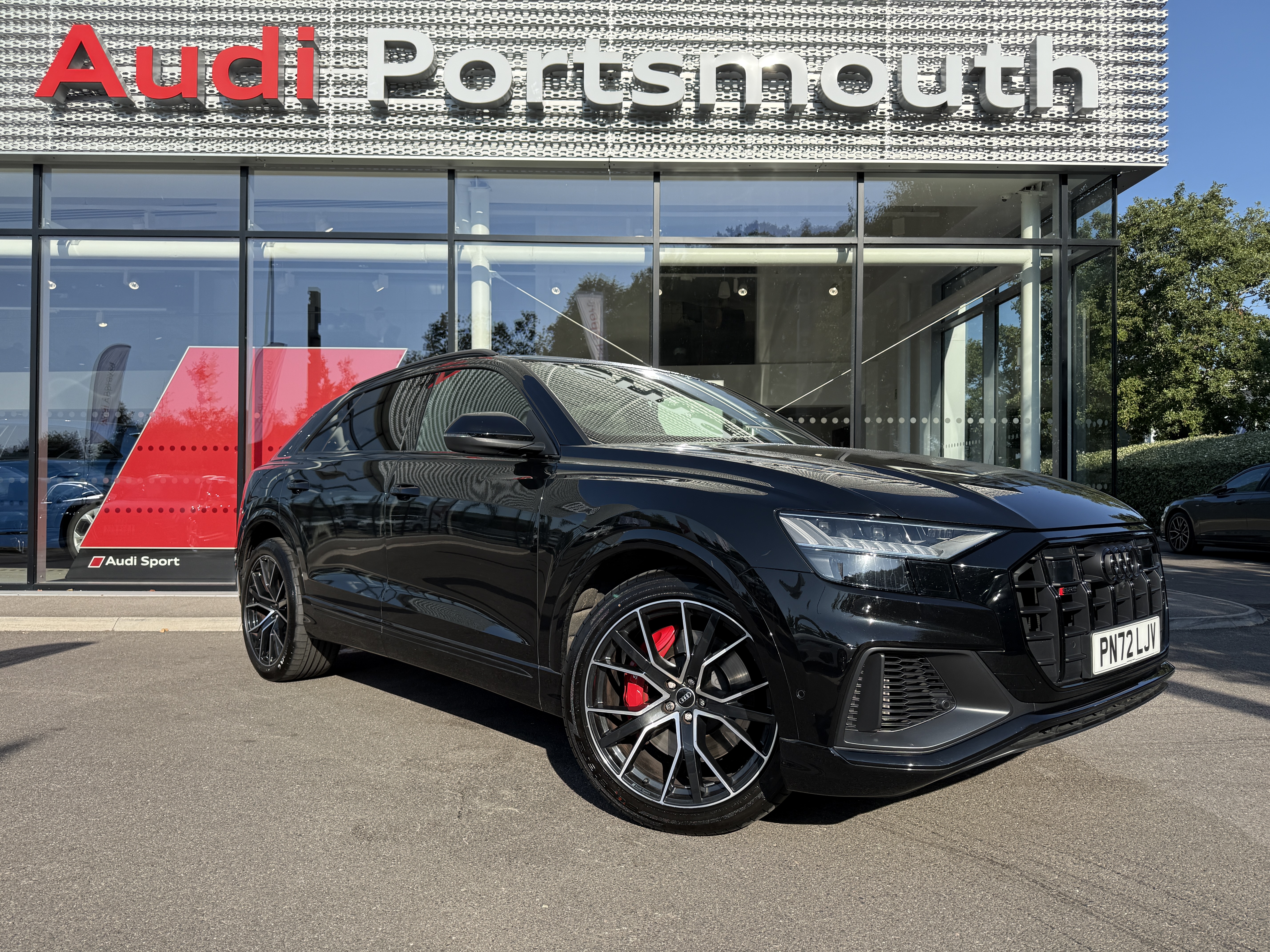 Main listing image - Audi Q8