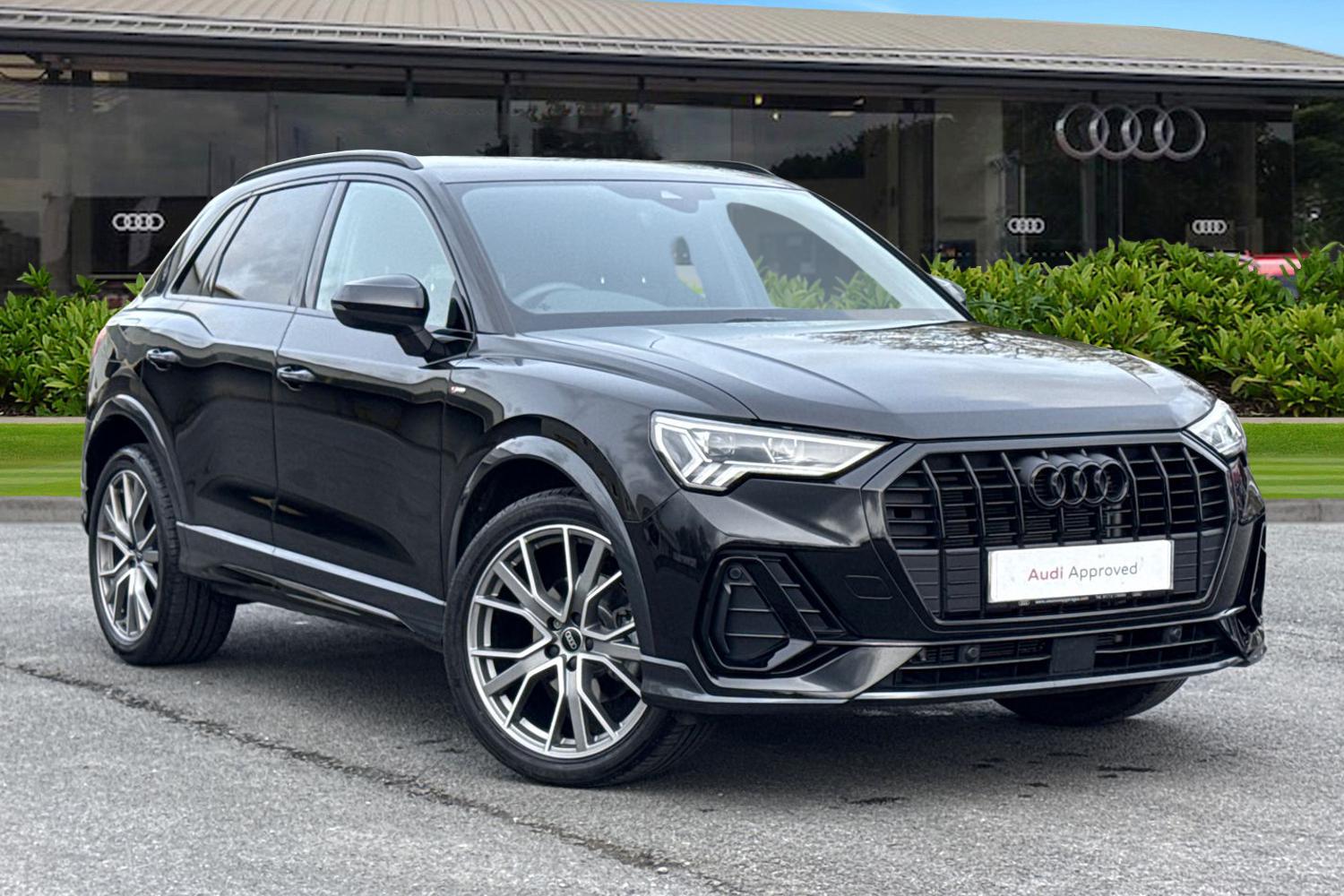 Main listing image - Audi Q3