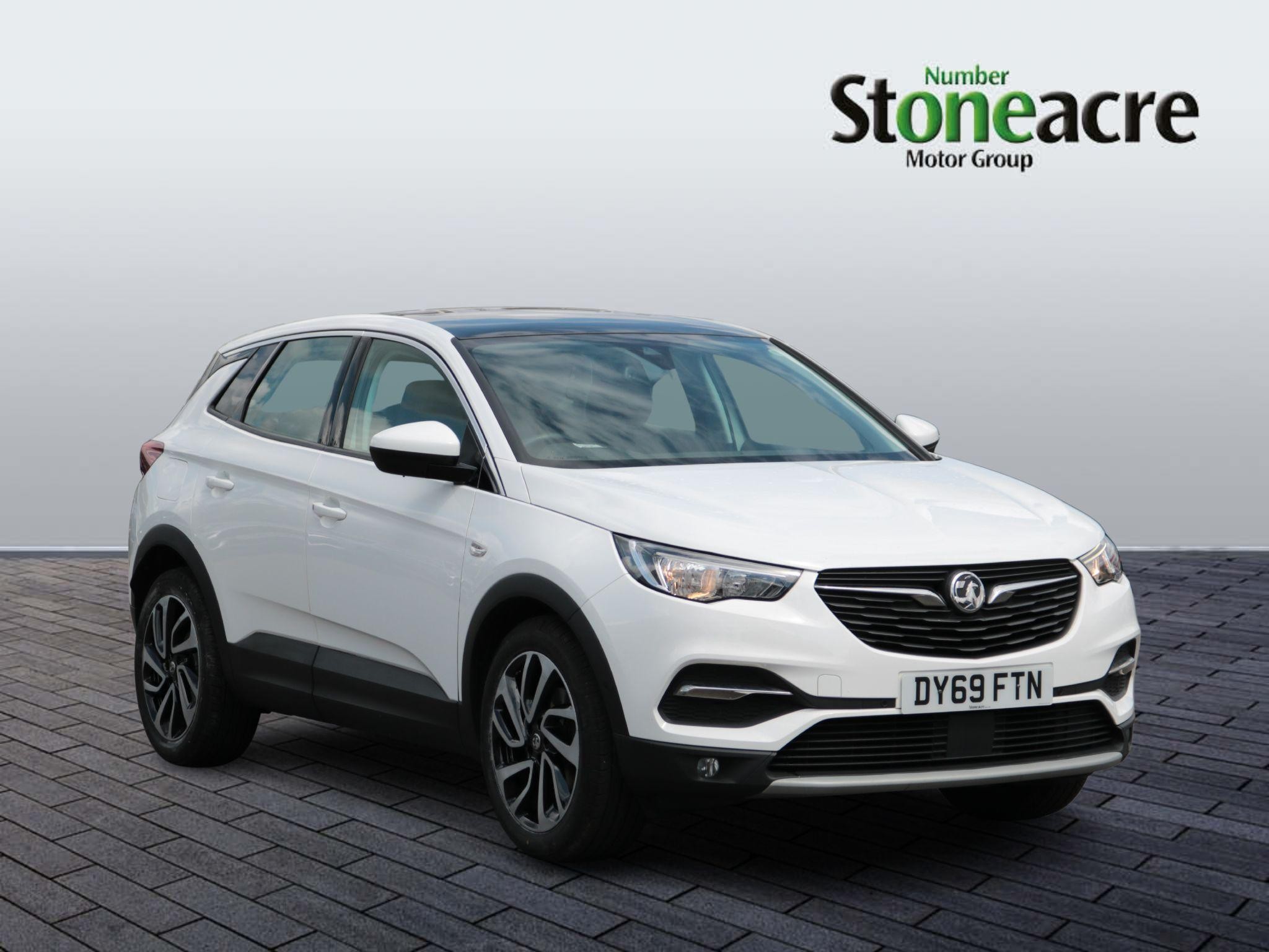 Main listing image - Vauxhall Grandland X
