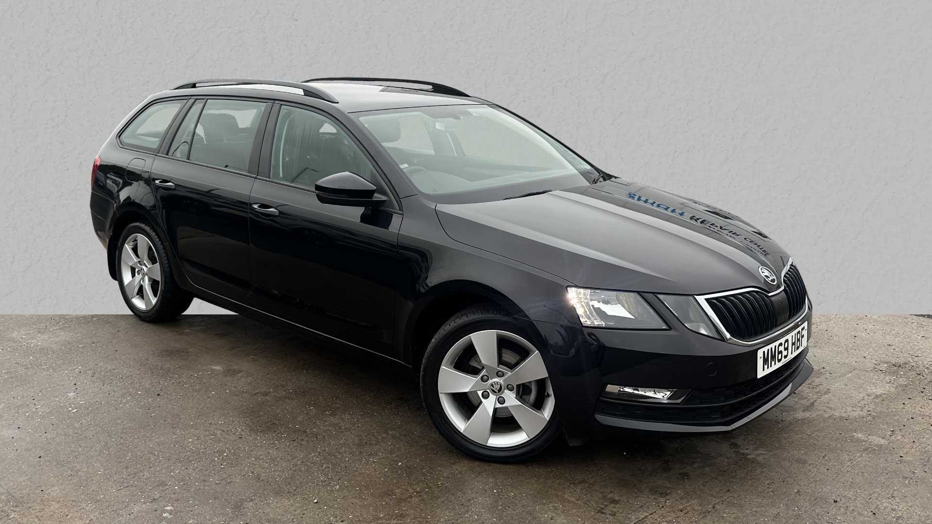 Main listing image - Skoda Octavia Estate