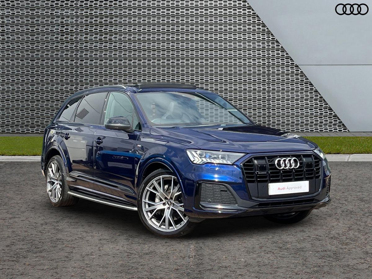 Main listing image - Audi Q7