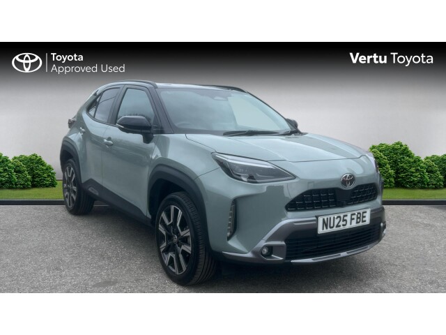 Main listing image - Toyota Yaris Cross